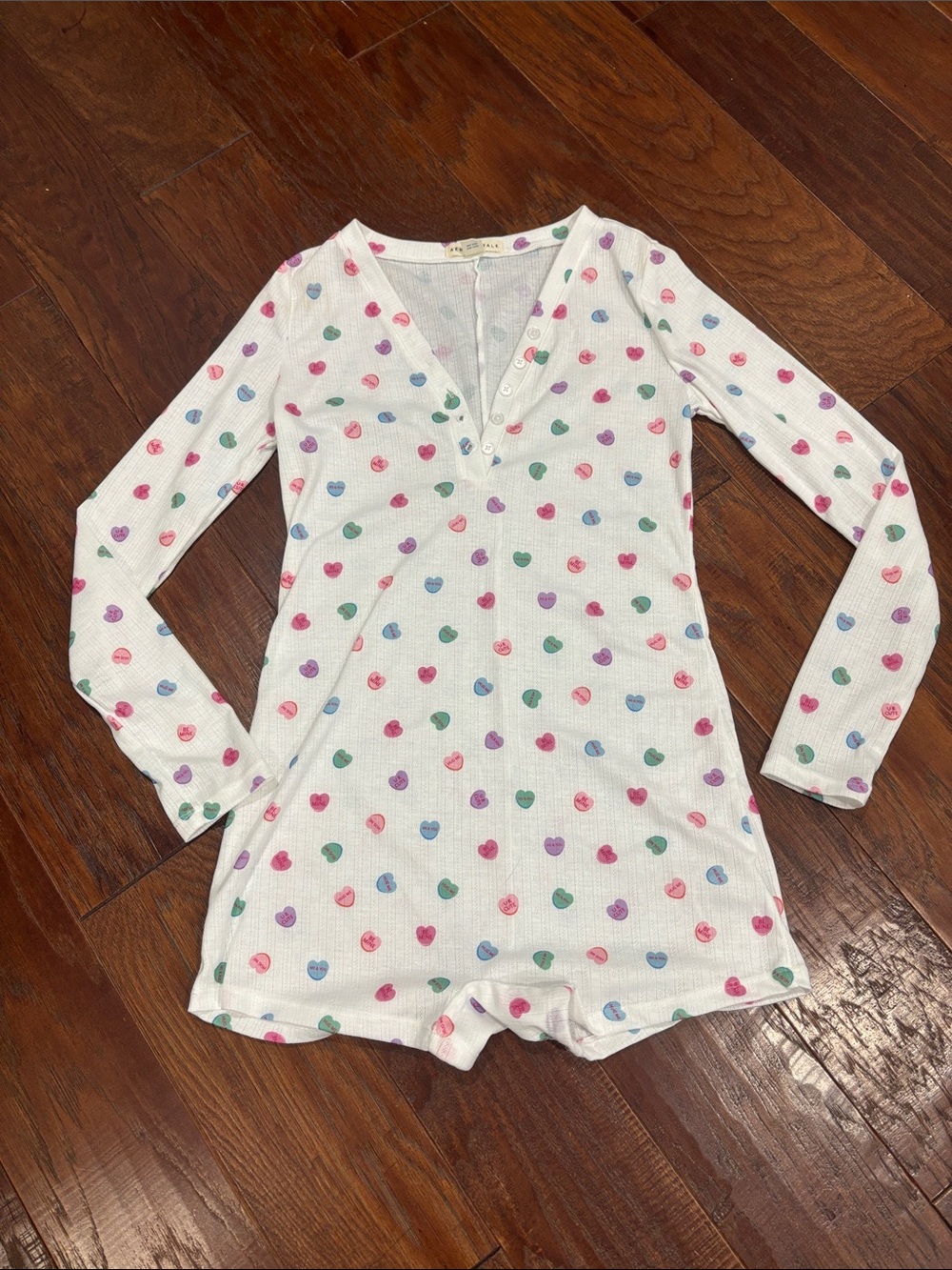 Aeropostale White Ribbed Long-Sleeve Heart Romper Pajama - Multicolor Hearts